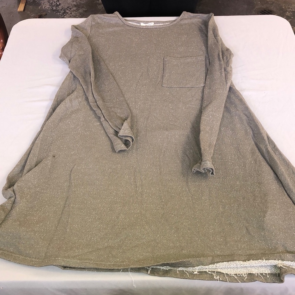 NWOT olive sweater tunic
